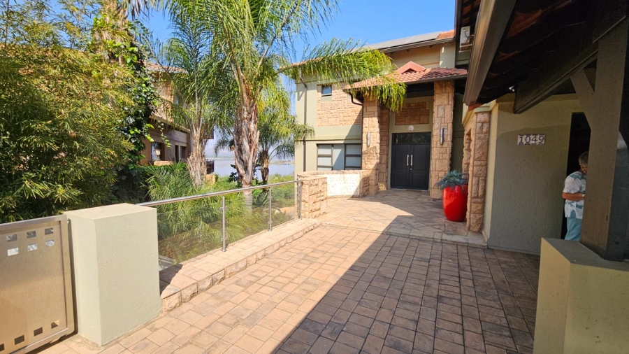 4 Bedroom Property for Sale in Birdwood Estate North West